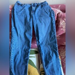 Calvin Klein 1990s Blue Jeans.  EUC.  Size 12/31.  Straight leg full length.